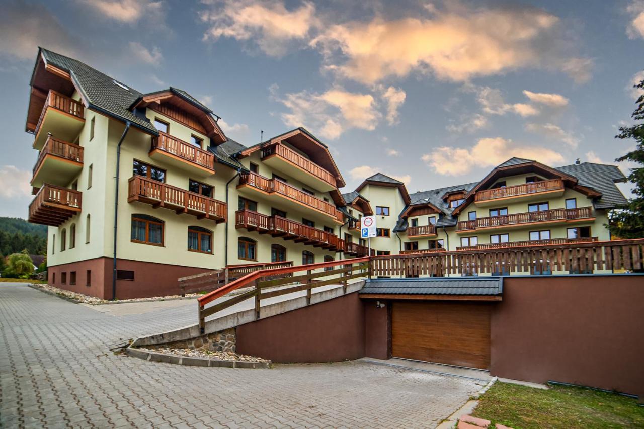 Apartman Tulanie 62 Kamzik Donovaly 2 Izbovy Mezonet Deluxe Parkovanie V Podzemnej Garazi Zdarma Екстер'єр фото