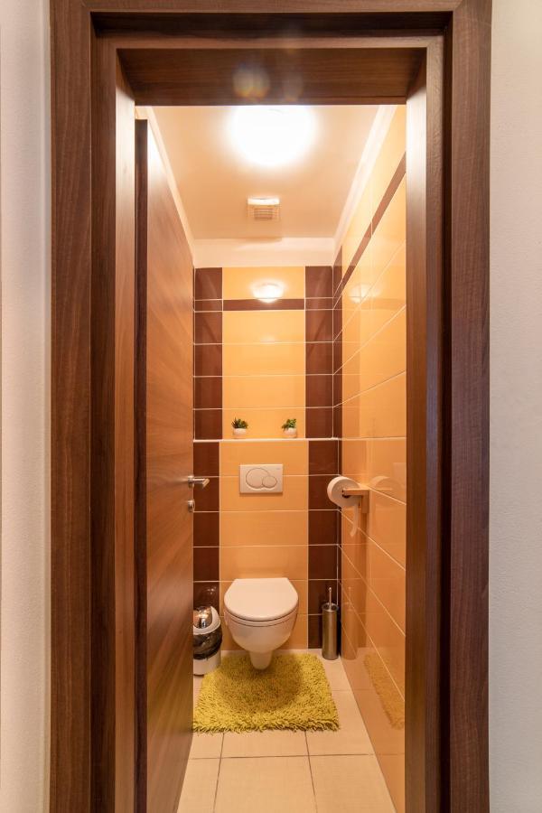 Apartman Tulanie 62 Kamzik Donovaly 2 Izbovy Mezonet Deluxe Parkovanie V Podzemnej Garazi Zdarma Екстер'єр фото